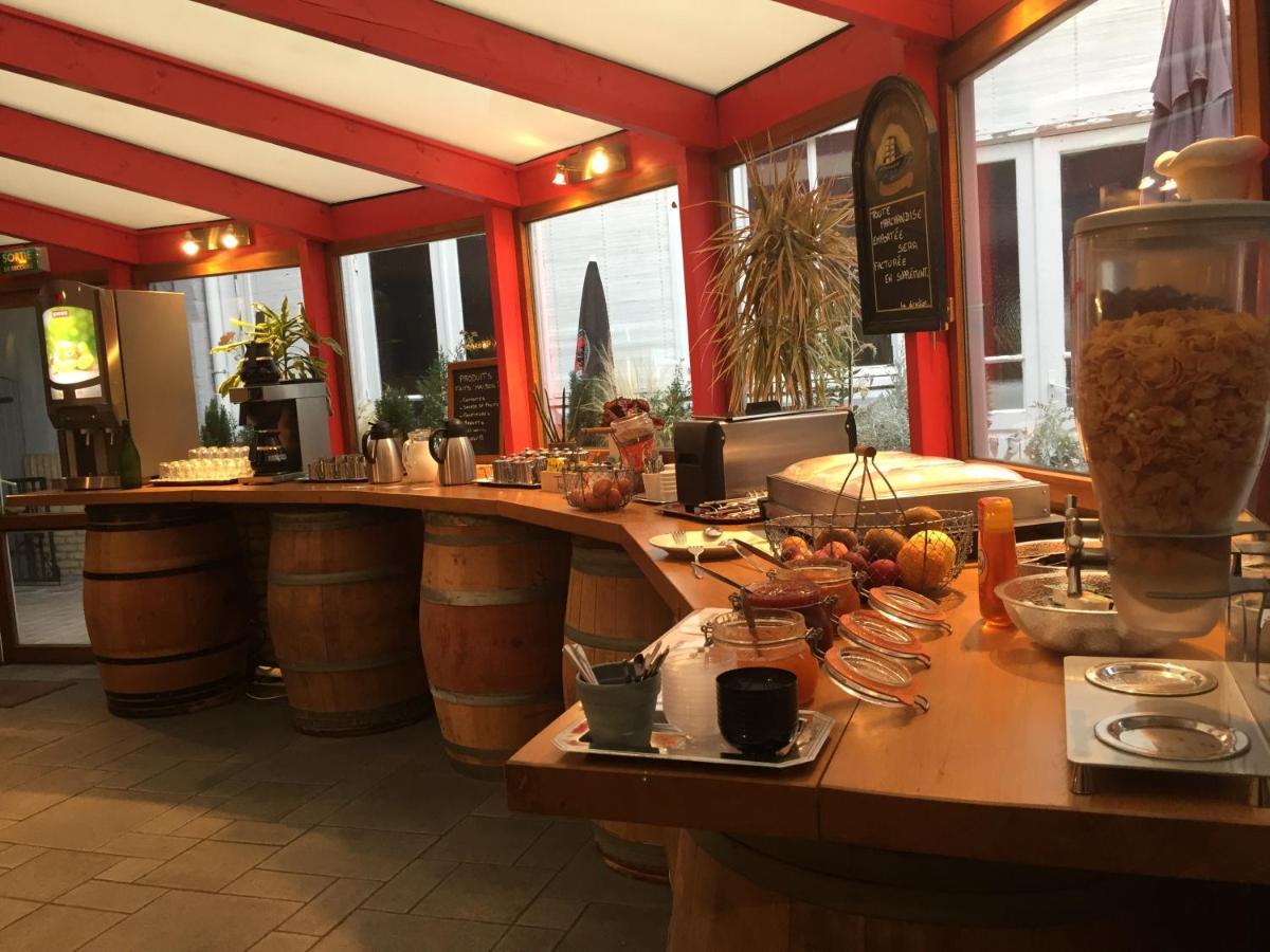 Hotel - Restaurant Au Tonnelier Берг Екстериор снимка